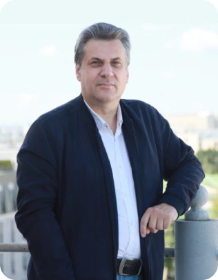 Александр Айч